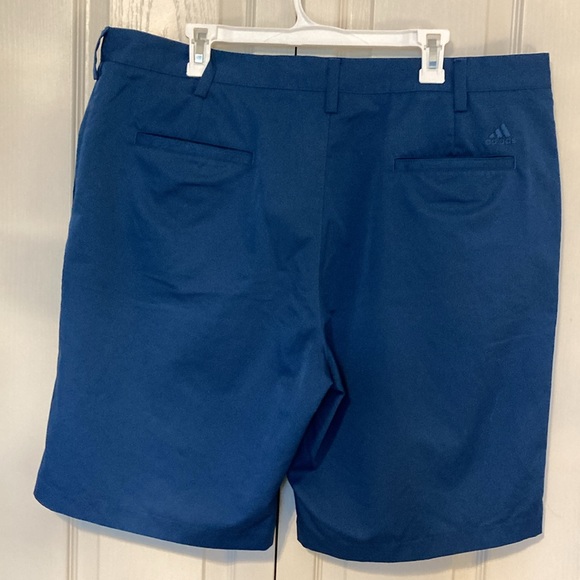 EUC adidas men’s golf shorts. Blue. Size 40 - Picture 4 of 4